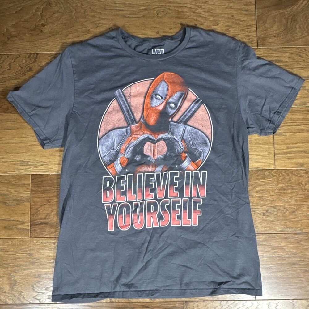 Marvel Deadpool T-Shirt Mens L Charcoal Believe In Yourself Heart Graphic NWT